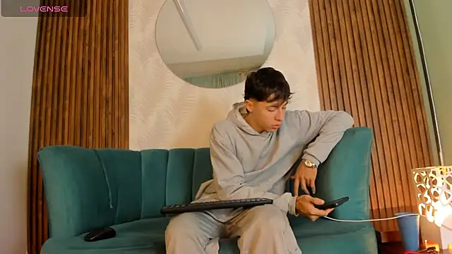 AlessandroDybala online show from March 22, 2025, 12:14 pm