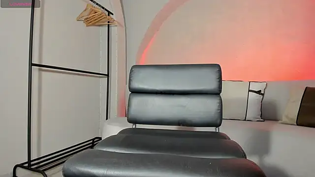 AnnaBrooks1 online show from March 19, 2026, 7:03 pm