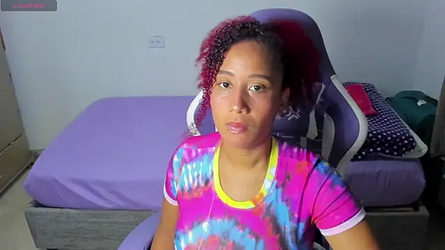 zandra kiman online show from April 24, 2026, 2:35 am