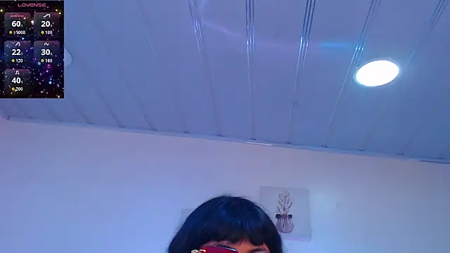 Snapshot of candy_lux_ chatting on May 22, 2026, 1:31 pm candy lux online show from May 22, 2026, 1:31 pm