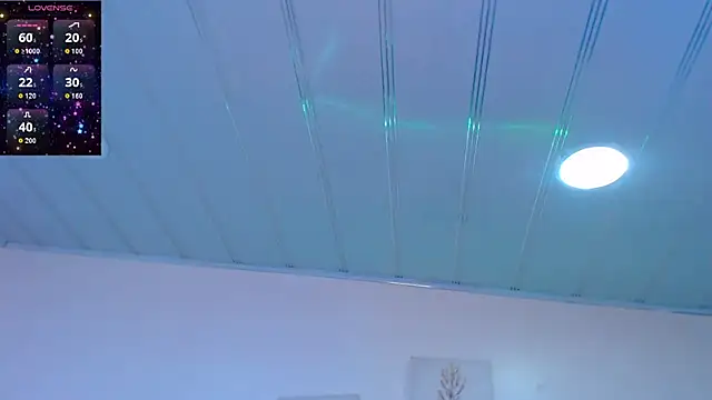 Snapshot of candy_lux_ chatting on May 29, 2026, 2:45 pm candy lux online show from May 29, 2026, 2:45 pm