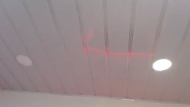 Snapshot of candy_lux_ chatting on May 8, 2026, 8:23 pm candy lux online show from May 8, 2026, 8:23 pm