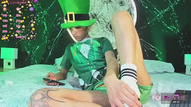 Snapshot of JasperCooper_ chatting on March 18, 2025, 7:33 pm JasperCooper online show from March 18, 2025, 7:33 pm