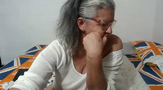 Snapshot of candy_mature_ chatting on February 25, 2025, 12:58 am candy mature online show from February 25, 2025, 12:58 am