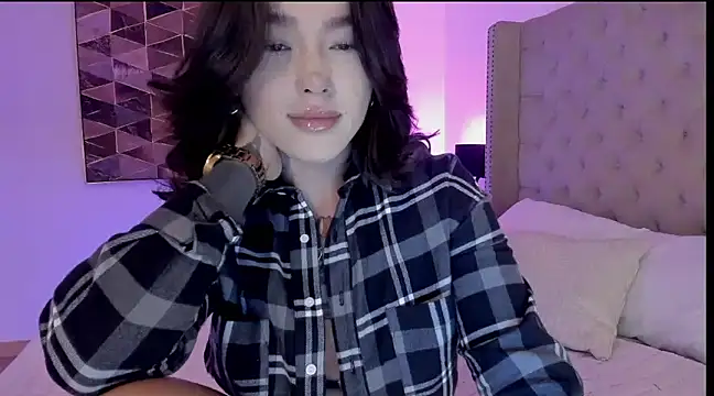 Snapshot of vangie_ chatting on January 19, 2025, 3:39 am vangie online show from January 19, 2025, 3:39 am