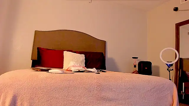 Snapshot of yiauana chatting on November 3, 2025, 4:07 am yiauana online show from November 3, 2025, 4:07 am