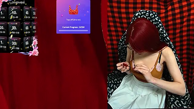 Snapshot of ElliMoor chatting on September 26, 2025, 10:22 am ElliMoor online show from September 26, 2025, 10:22 am
