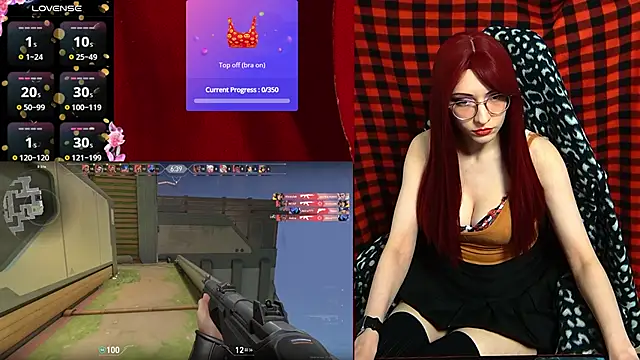 Snapshot of ElliMoor chatting on September 25, 2025, 12:44 pm ElliMoor online show from September 25, 2025, 12:44 pm