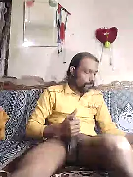 BadBoySmoker7070 online show from December 4, 2025, 4:17 pm