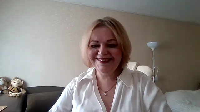 Snapshot of SofiyaPetrova chatting on March 6, 2026, 12:11 pm SofiyaPetrova online show from March 6, 2026, 12:11 pm