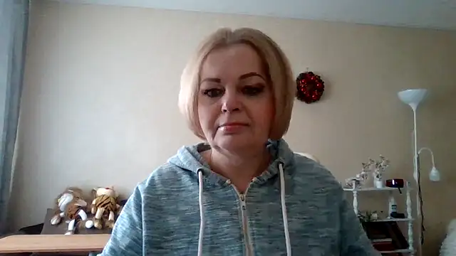 Snapshot of SofiyaPetrova chatting on February 8, 2026, 12:58 pm SofiyaPetrova online show from February 8, 2026, 12:58 pm