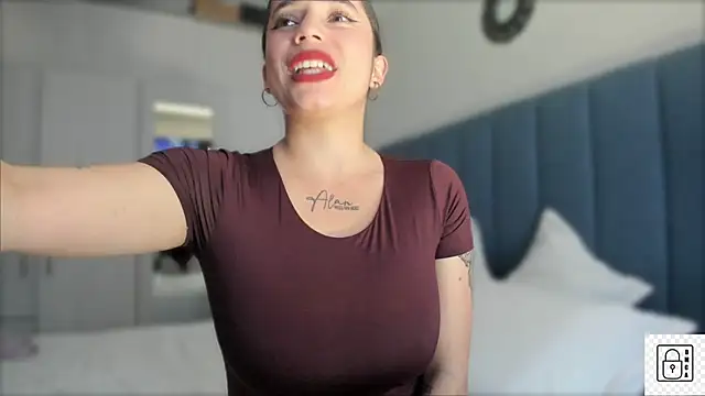 Snapshot of _Susiee_ chatting on February 11, 2025, 1:41 pm Susiee online show from February 11, 2025, 1:41 pm