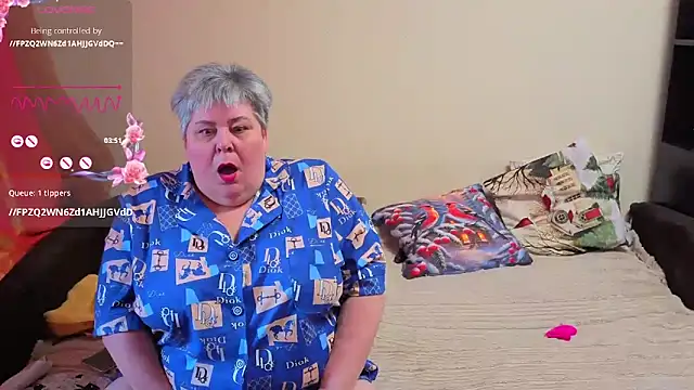 Baunti5555 online show from February 7, 2026, 8:33 am