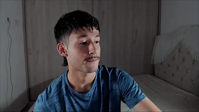 dimitri targaryen online show from April 18, 2026, 8:27 am