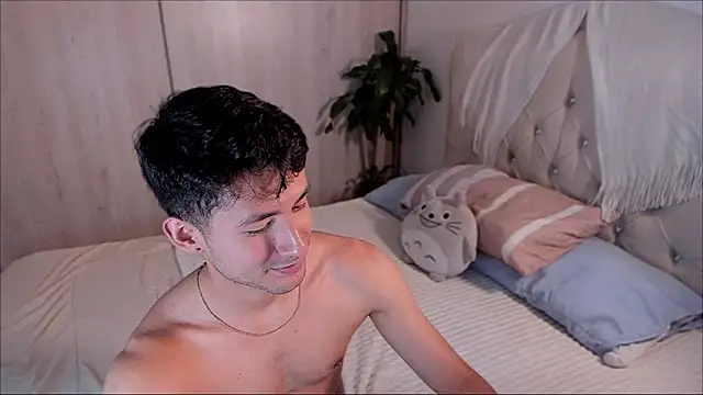 dimitri targaryen online show from September 18, 2025, 12:57 am