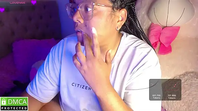 KittyHot20 online show from October 27, 2025, 10:54 pm