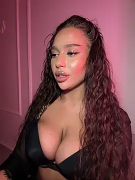 CardiSweetBaby online show from November 16, 2025, 5:39 pm