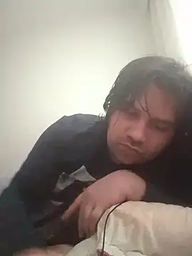 raducelfrumos99 online show from March 22, 2026, 2:29 pm