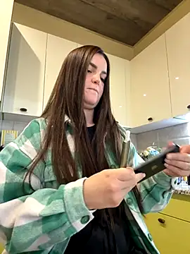 Snapshot of Karolina_llove chatting on October 21, 2025, 10:47 am Karolina llove online show from October 21, 2025, 10:47 am