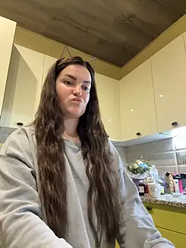 Snapshot of Karolina_llove chatting on October 18, 2025, 7:38 pm Karolina llove online show from October 18, 2025, 7:38 pm