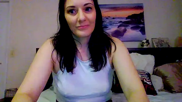 Snapshot of CrystalLakeXO chatting on November 8, 2025, 6:39 am CrystalLakeXO online show from November 8, 2025, 6:39 am