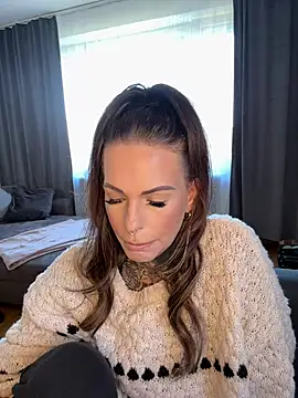 AileenInkOfficial online show from March 18, 2025, 8:39 am