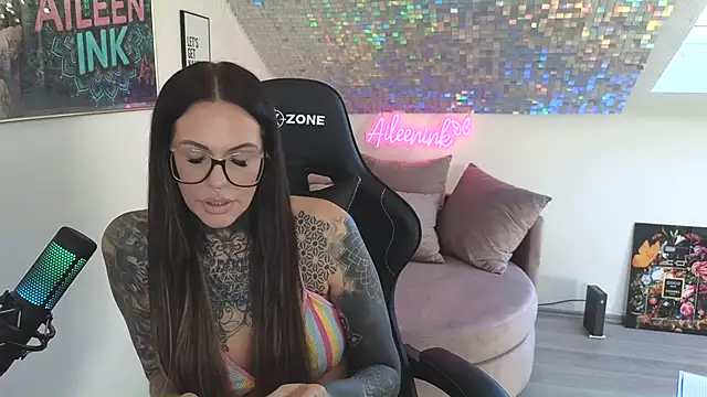 AileenInkOfficial online show from March 21, 2025, 7:55 am