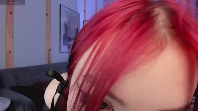 Snapshot of arielabradberry chatting on February 20, 2025, 1:51 pm arielabradberry online show from February 20, 2025, 1:51 pm