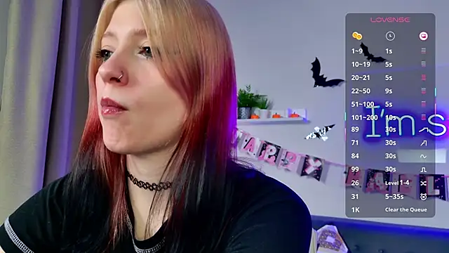 Snapshot of arielabradberry chatting on October 27, 2025, 5:25 pm arielabradberry online show from October 27, 2025, 5:25 pm