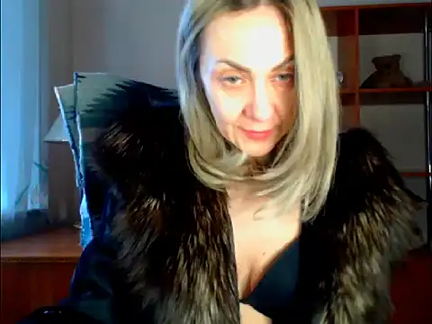 Snapshot of Tanya6547 chatting on February 11, 2026, 8:58 am Tanya6547 online show from February 11, 2026, 8:58 am