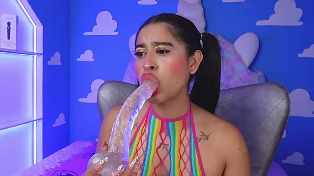 miss romyna online show from September 20, 2025, 11:04 am