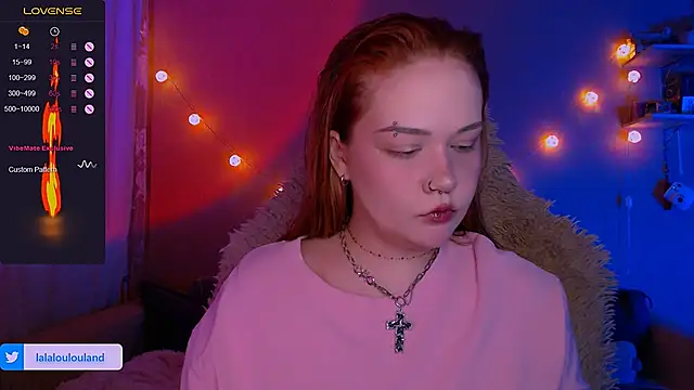 Snapshot of lala_loulou_land chatting on February 9, 2025, 8:45 pm lala loulou land online show from February 9, 2025, 8:45 pm