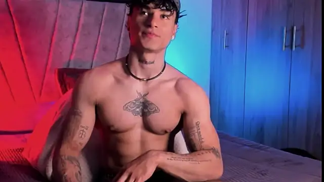 Thomas Fit1 online show from October 15, 2025, 4:55 am