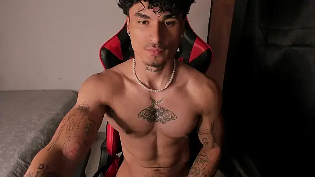 Thomas Fit1 online show from May 22, 2026, 4:21 am