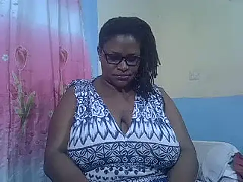 Snapshot of sexy_bigboobss chatting on March 18, 2025, 7:22 pm sexy bigboobss online show from March 18, 2025, 7:22 pm