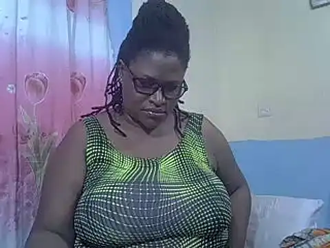 Snapshot of sexy_bigboobss chatting on March 22, 2025, 7:31 pm sexy bigboobss online show from March 22, 2025, 7:31 pm