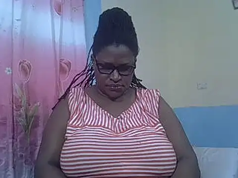 Snapshot of sexy_bigboobss chatting on March 22, 2025, 6:33 am sexy bigboobss online show from March 22, 2025, 6:33 am
