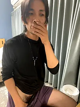 Snapshot of Katakuriko-Denpun chatting on October 29, 2025, 11:20 am Katakuriko-Denpun online show from October 29, 2025, 11:20 am