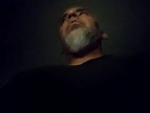 Snapshot of Xoc8_ chatting on October 3, 2025, 8:32 pm Xoc8 online show from October 3, 2025, 8:32 pm