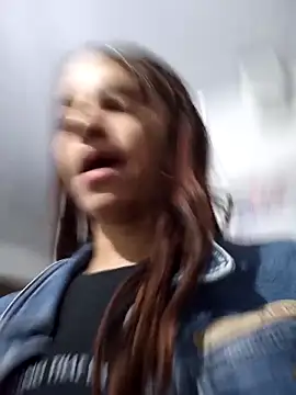 AnthonelaDuque online show from December 22, 2025, 11:32 am