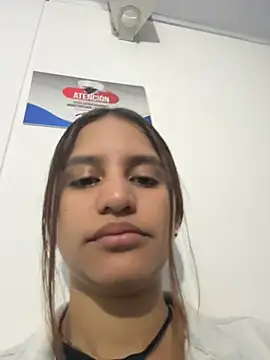 AnthonelaDuque online show from February 21, 2026, 11:34 am