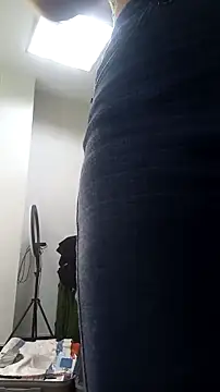 AnthonelaDuque online show from November 8, 2025, 11:36 am