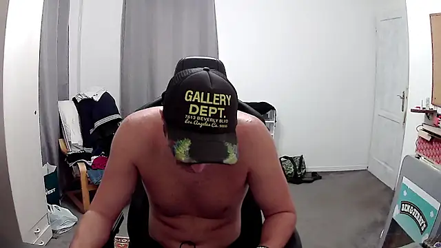 PKrisztian online show from October 3, 2025, 4:08 pm