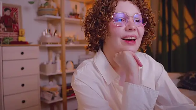 Snapshot of _lightmyfire chatting on April 7, 2026, 12:34 am lightmyfire online show from April 7, 2026, 12:34 am