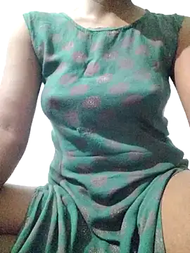 rituporna2004 online show from November 23, 2025, 1:26 am