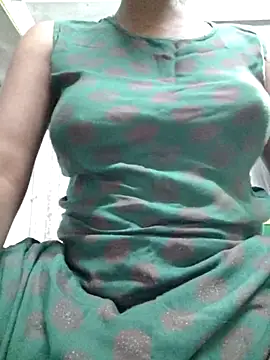 rituporna2004 online show from June 28, 2026, 12:17 am