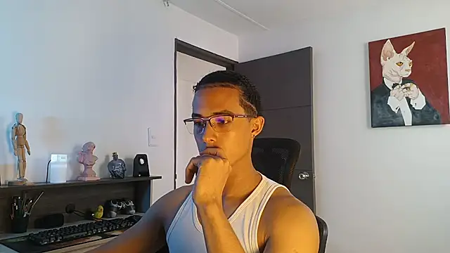 Snapshot of alejo_x3 chatting on September 25, 2025, 4:24 pm alejo x3 online show from September 25, 2025, 4:24 pm