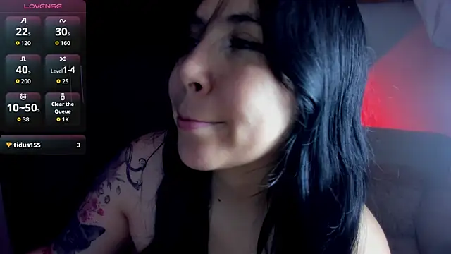 Snapshot of AilynRed chatting on May 17, 2026, 11:05 pm AilynRed online show from May 17, 2026, 11:05 pm
