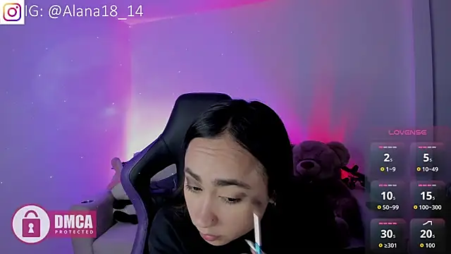 Snapshot of Alana_Pherson chatting on November 4, 2025, 12:14 am Alana Pherson online show from November 4, 2025, 12:14 am