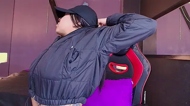 Juliet Nasty online show from March 17, 2025, 12:46 pm